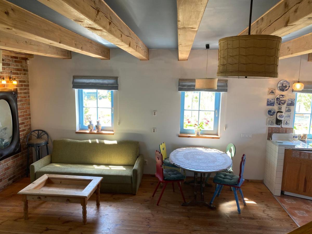 Villa Dom Na Szumiacych Drzew Debina  Esterno foto